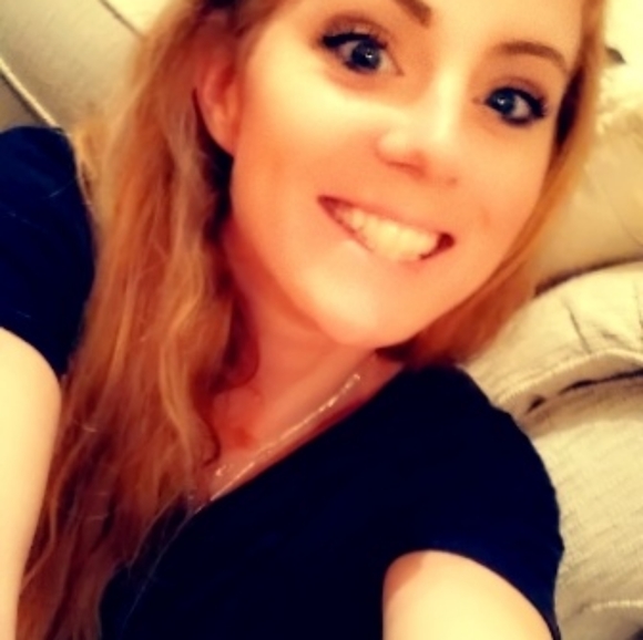 Meet your Posher, Cherry - Picture 7 of 7